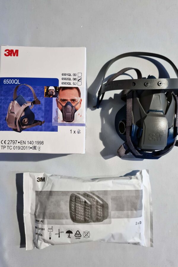 Protection respiratoire Masque 3 M avec cartouche A 2